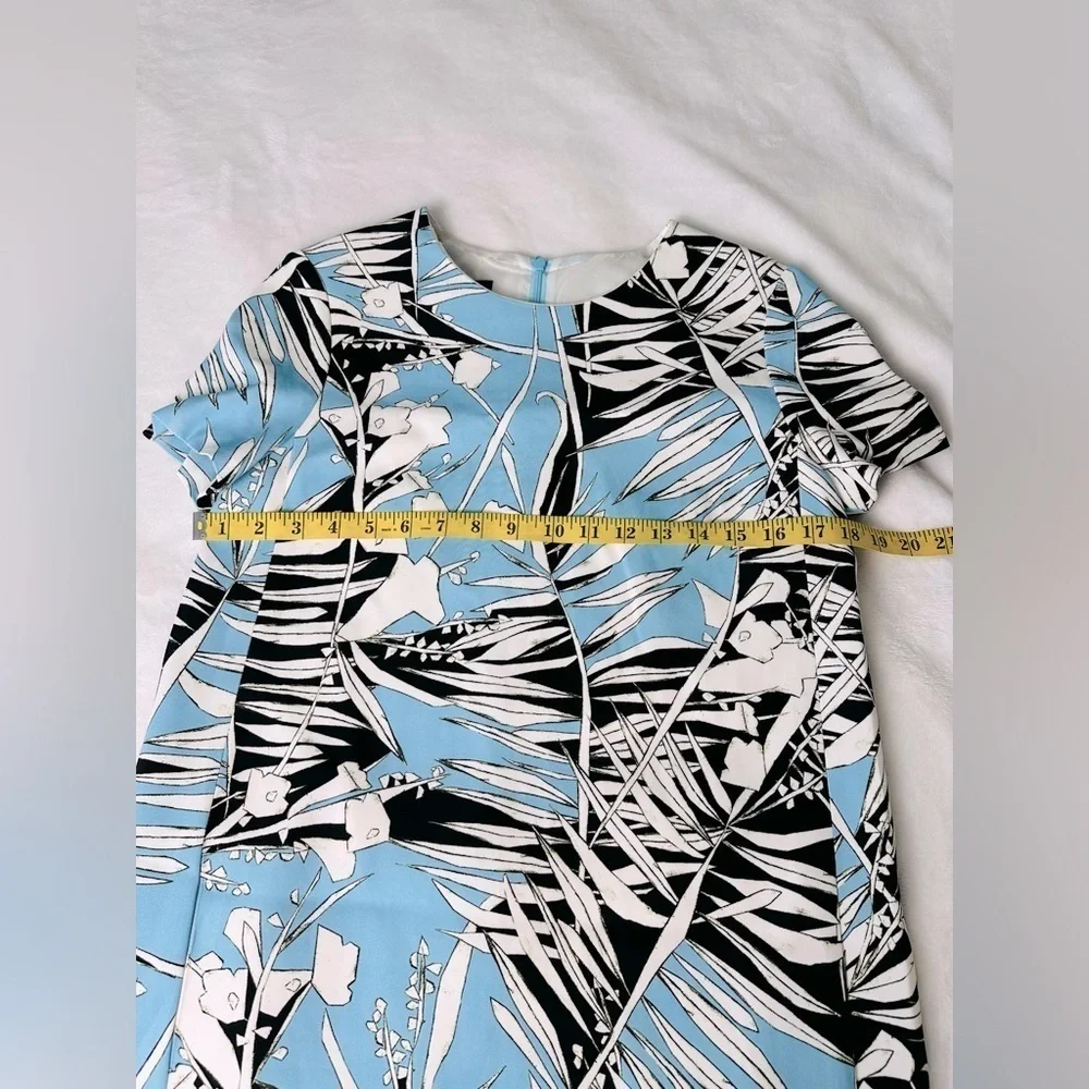 ESCADA Dratissa Sky Blue Botanical Print Shift Dress Size 34 or US size 4